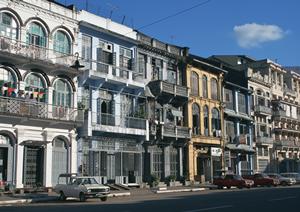 和歌山市で理想の賃貸物件を見つけるための完全ガイド – 交通アクセスや初期費用の詳細も解説